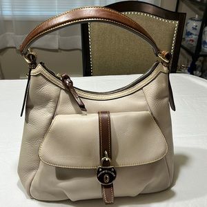 BAG VINTAGE DOONEY &BOURKE BEIGE COLOR IN VERY GOOD CONDITION